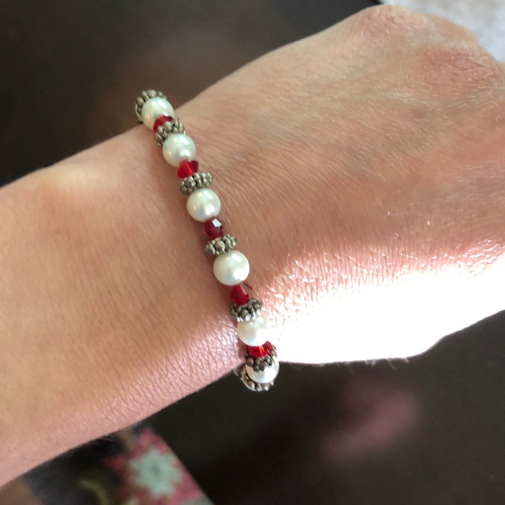 Silver pearl and ruby beaded bracelet